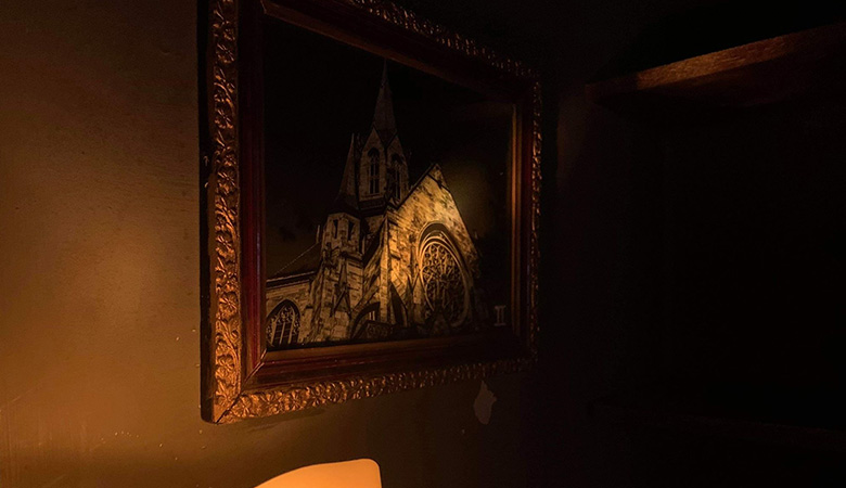 Κορνίζα στο δωμάτιο απόδρασης 25.12 στη Θεσσαλονίκη